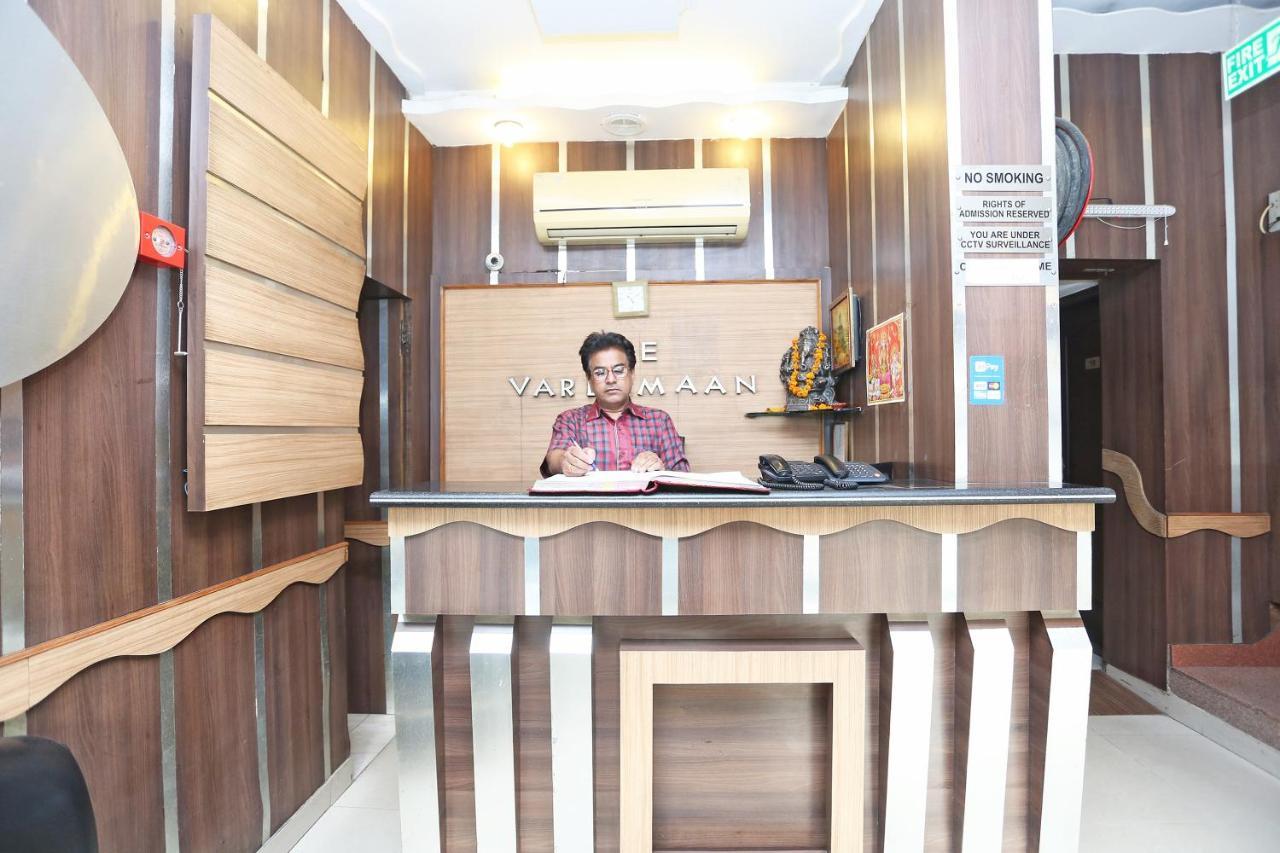 Oyo 8188 Vardhmaan Inn Delhi  Esterno foto